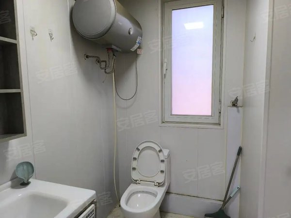 家园街租房,星河苑 1室 南北通透 配套齐全 电梯房 卫生间有窗户,塘沽
