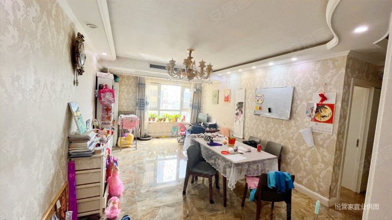 金地翔悦天下 下楼就是地铁8号线站 全明通透 自住装修 满5