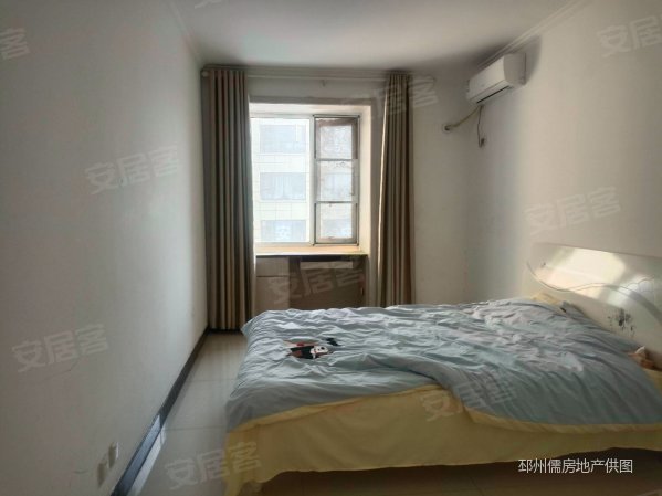 耀邦公馆电梯洋房西边户精装3室2卫134平售74.8万