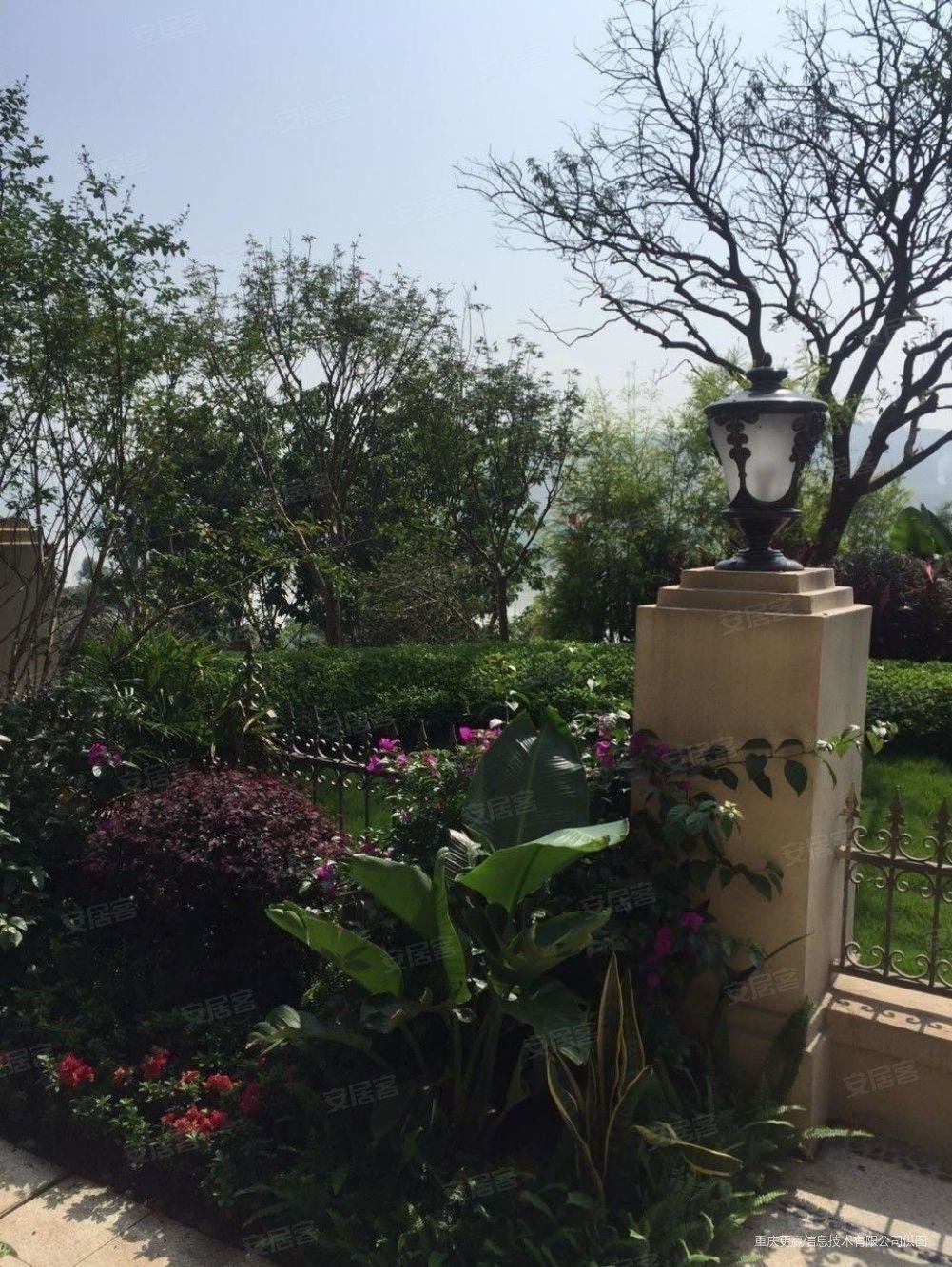 恒大翡翠湾叠拼别墅!带大花园!限时清盘!地处两江新区.