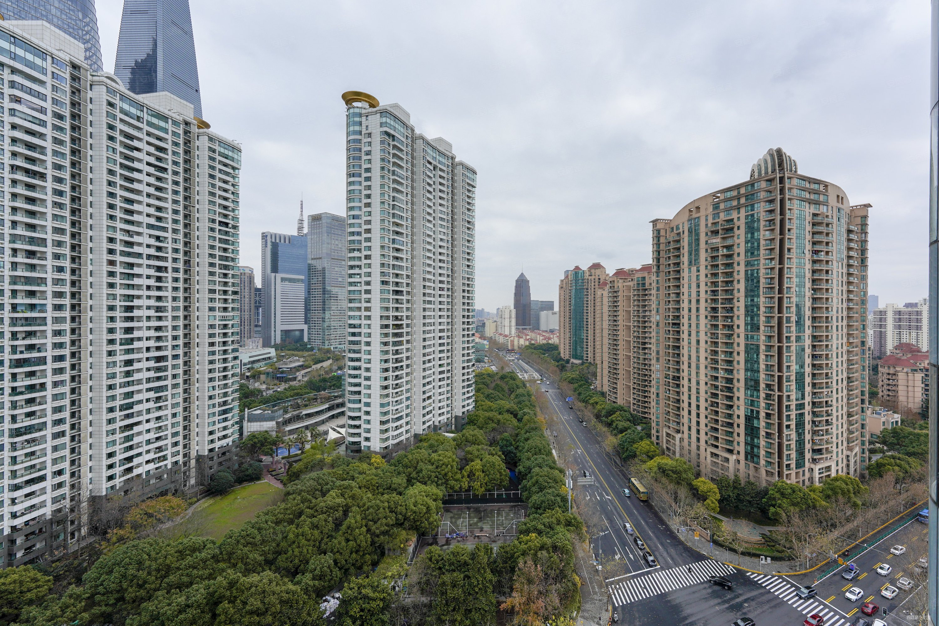 中粮海景壹号4室2厅4卫308.13㎡南北11000万