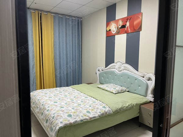 镇江镇江新区幸福广场赵声路2号小区英科医疗孚能科技附近可短租精装一室一厅无中介费随时看房入住出租房源真实图片