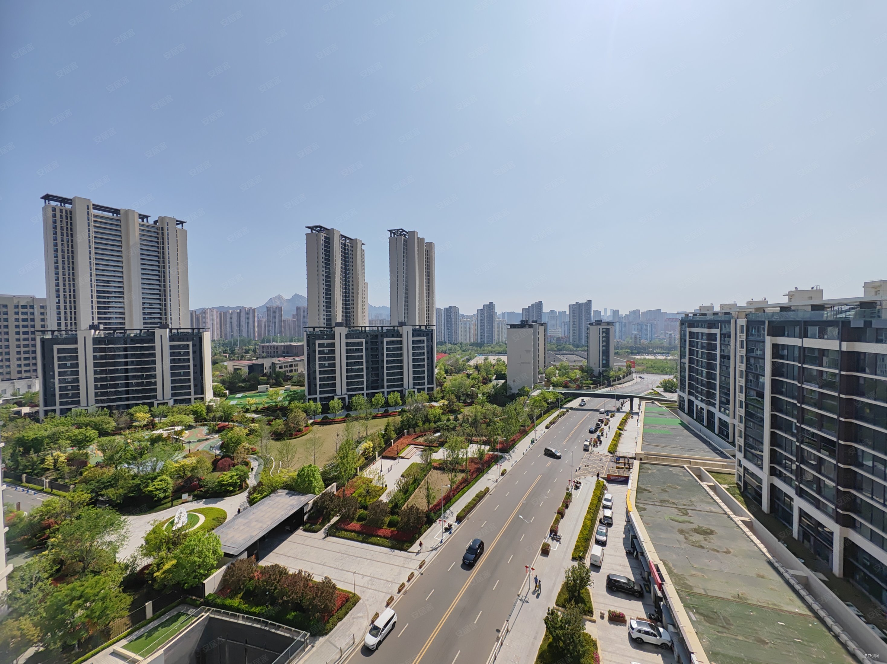 青铁华润城(商住楼)1室1厅1卫60.42㎡西南105万