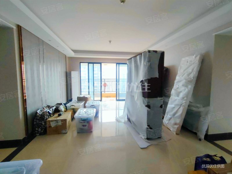 业主急售 中高楼层 送车位价格 看房都方便,荣和公园大道华府二手房