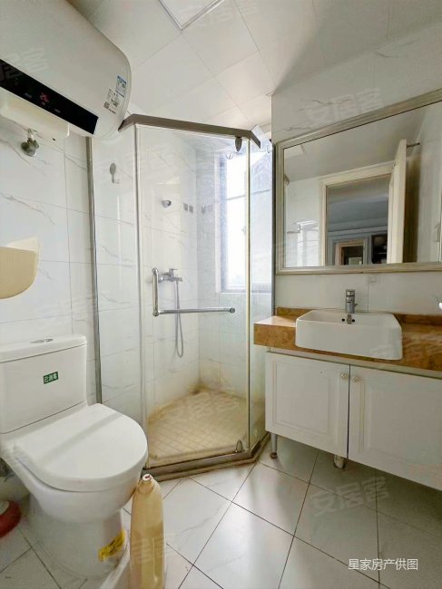 商品住宅 南北通透 商圈成熟 车位充足 双卫生间 精装好房