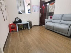广州海珠江南西江南西路 得胜岗社区 低层近地铁 豪华装修 拎包入住出租房源真实图片