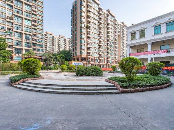 佛山南海城市广场怡翠花园怡翠花园中楼层 豪宅户型 家电齐全 大阳台