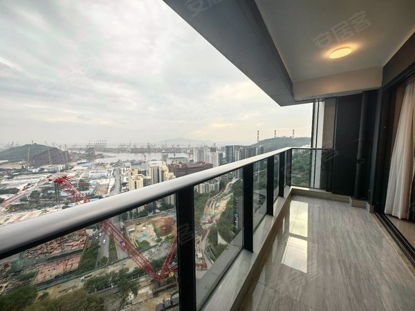 深圳南山海上世界半山臻境蛇口赤湾 招商半山臻境横厅三房两卫 高楼层