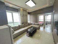 银川金凤正源南街宝湖公园,对面,精装修鲁银公寓,领包入住,家具家电齐全出租房源真实图片