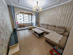 北京路湿地公园新世纪华庭两室两厅，精装修。家具齐全，拎包入住