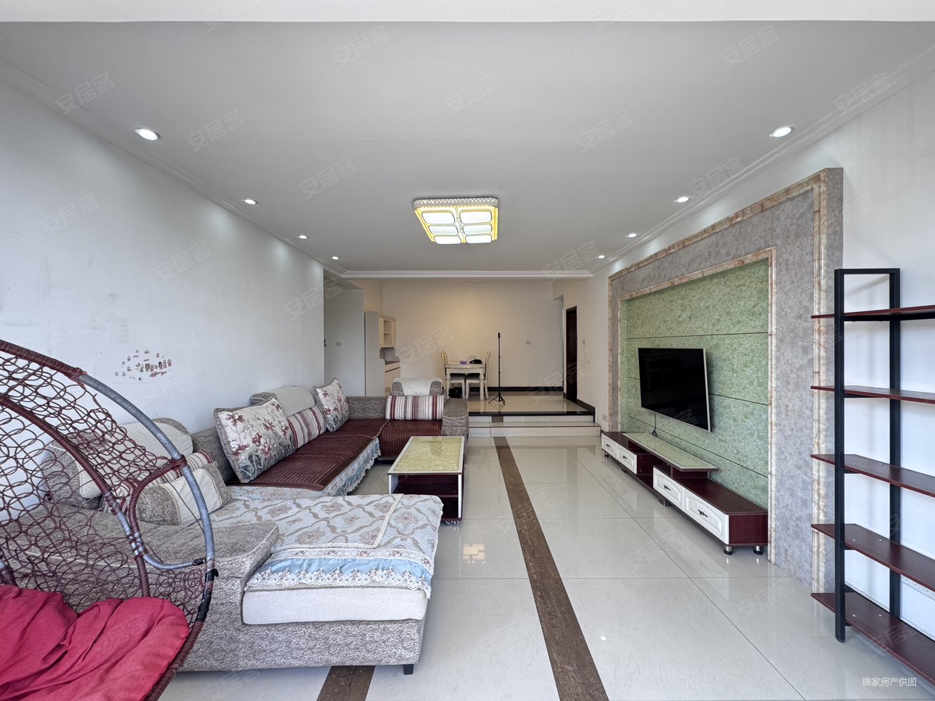 渝鄂光福苑3室2厅2卫125㎡南北33万