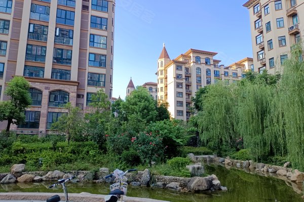 不足,西班牙小镇怎么样,西班牙小镇周边房产中介经纪人评价-驻马店