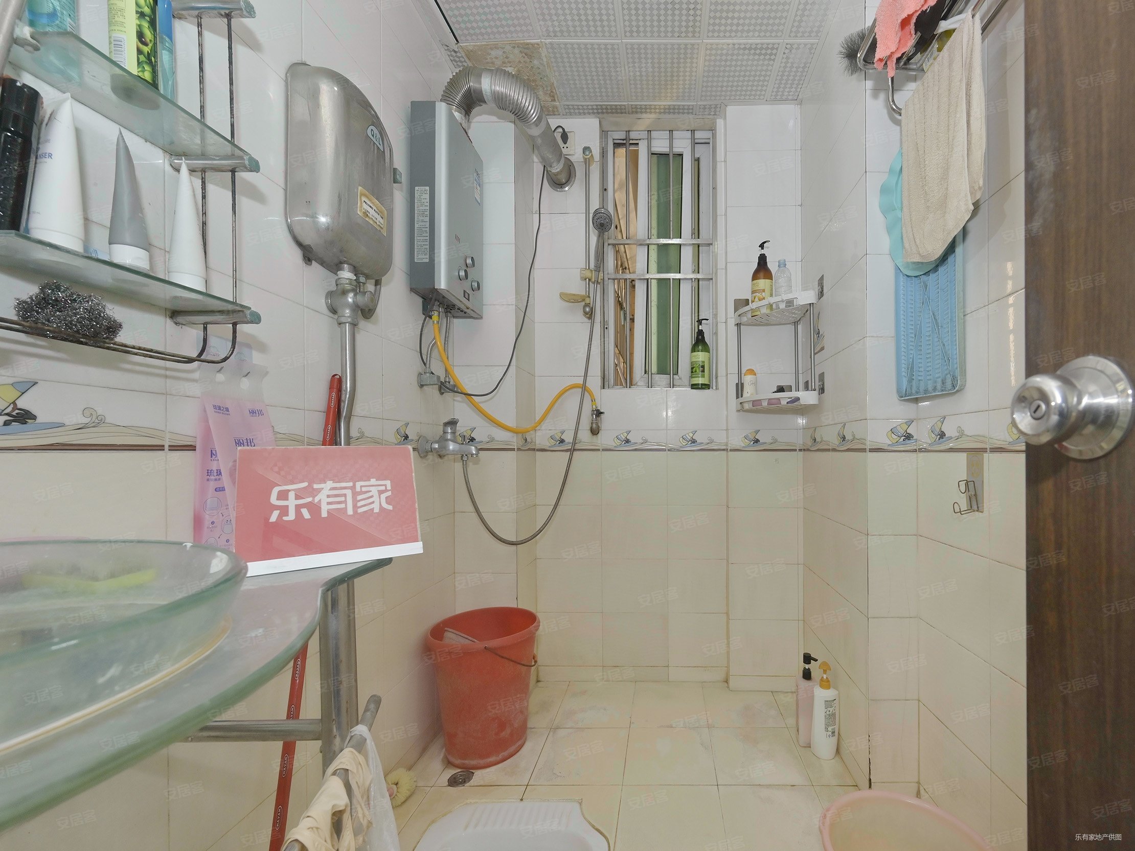 金叶茗苑3室2厅1卫95.96㎡西北402万