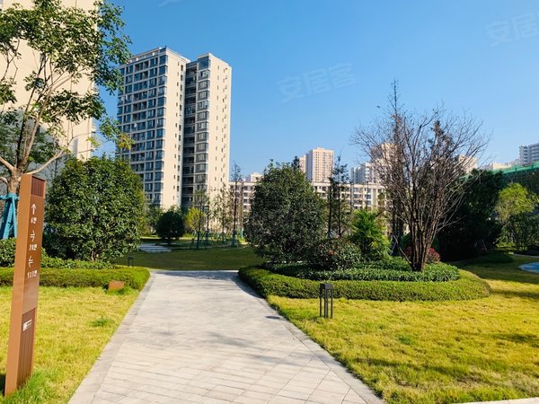 重庆巴南界石御华兰亭(二期)出租御华兰亭,精装两房,全新装修,拎包