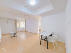郑州郑东新区通泰路省直三院 实习生 雄鹰商务 会展中心 商务内外环 双地铁口出租房源真实图片