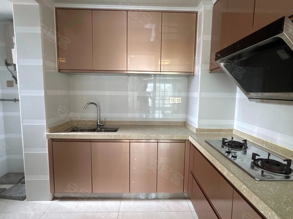 深圳宝安福永怀德峰景峰景北园大两房出租,空房低楼层,采光极好,随时