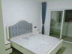 镇江润州镇江万达官塘绿苑 两室 中装 家具齐全,直接住,可谈,包物业出租房源真实图片