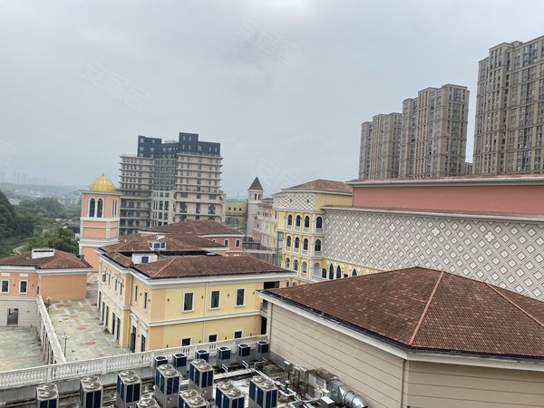 杭州桐庐桐庐城区中欧城达曼壹号旁边,停车方便,中欧城一室一厨一卫一