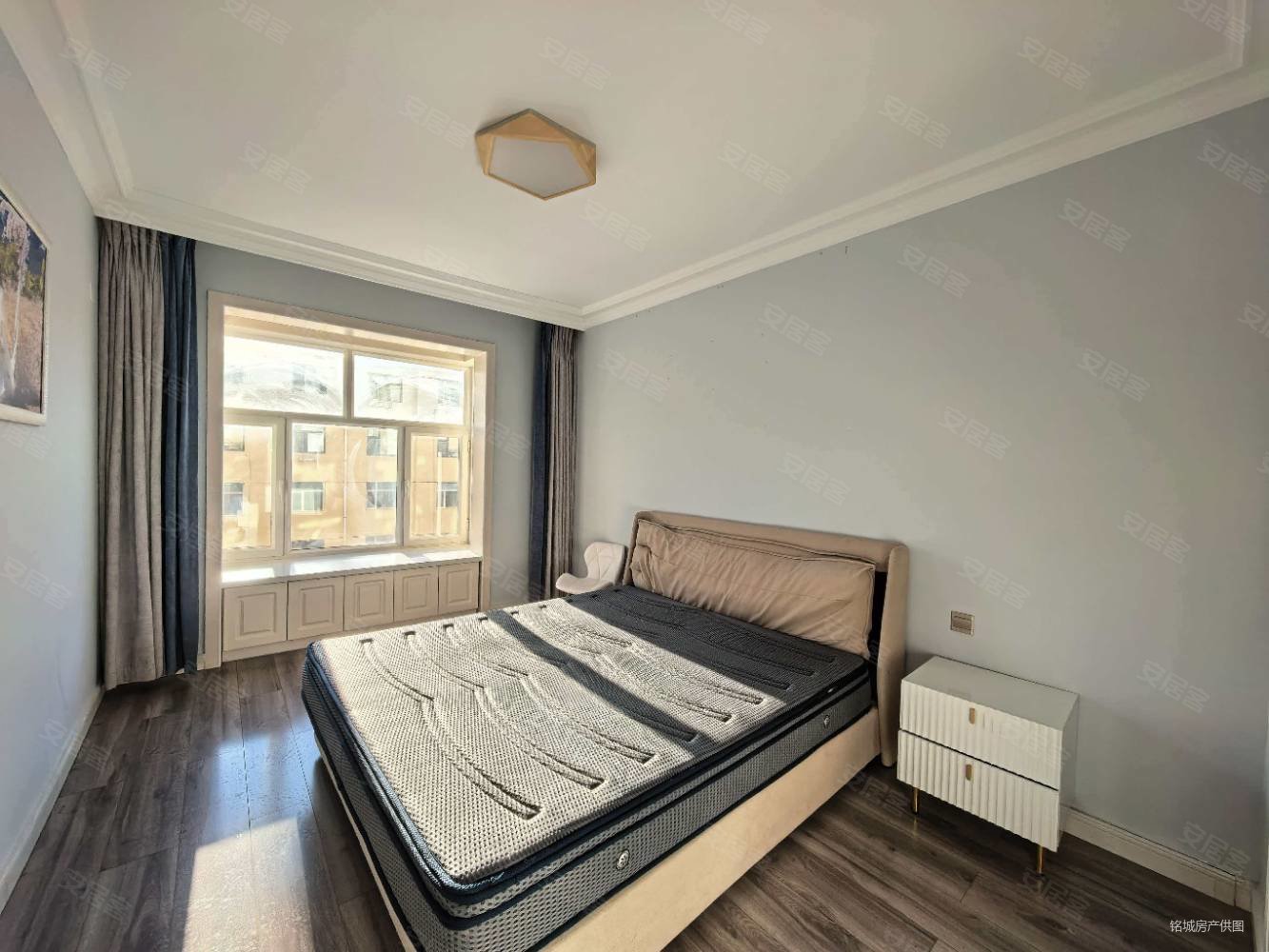 御景苑2室2厅1卫112㎡南北56.8万