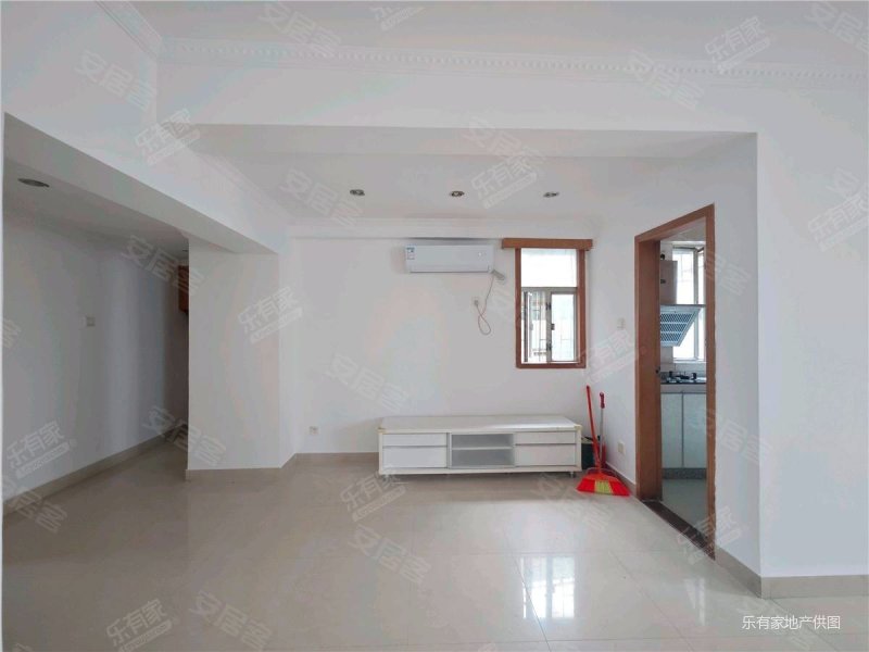 市直属 ,红五一,高楼层采光好,南天二花园二手房,868万,2室2厅,1卫,82