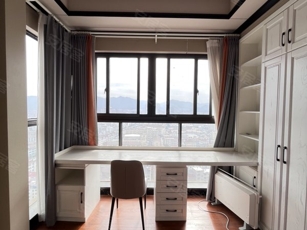 金华东阳横店南江壹号南江壹号高层，江景房3室，木地板中央空调出租房源真实图片