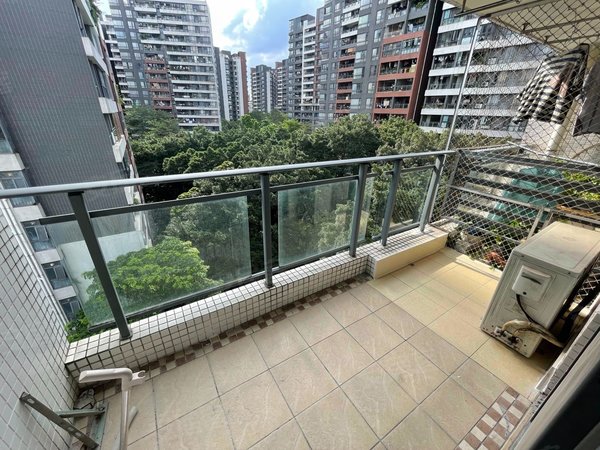 广州海珠沙园光大花园四期光大花园四期 中层两房 保养好 随时入住