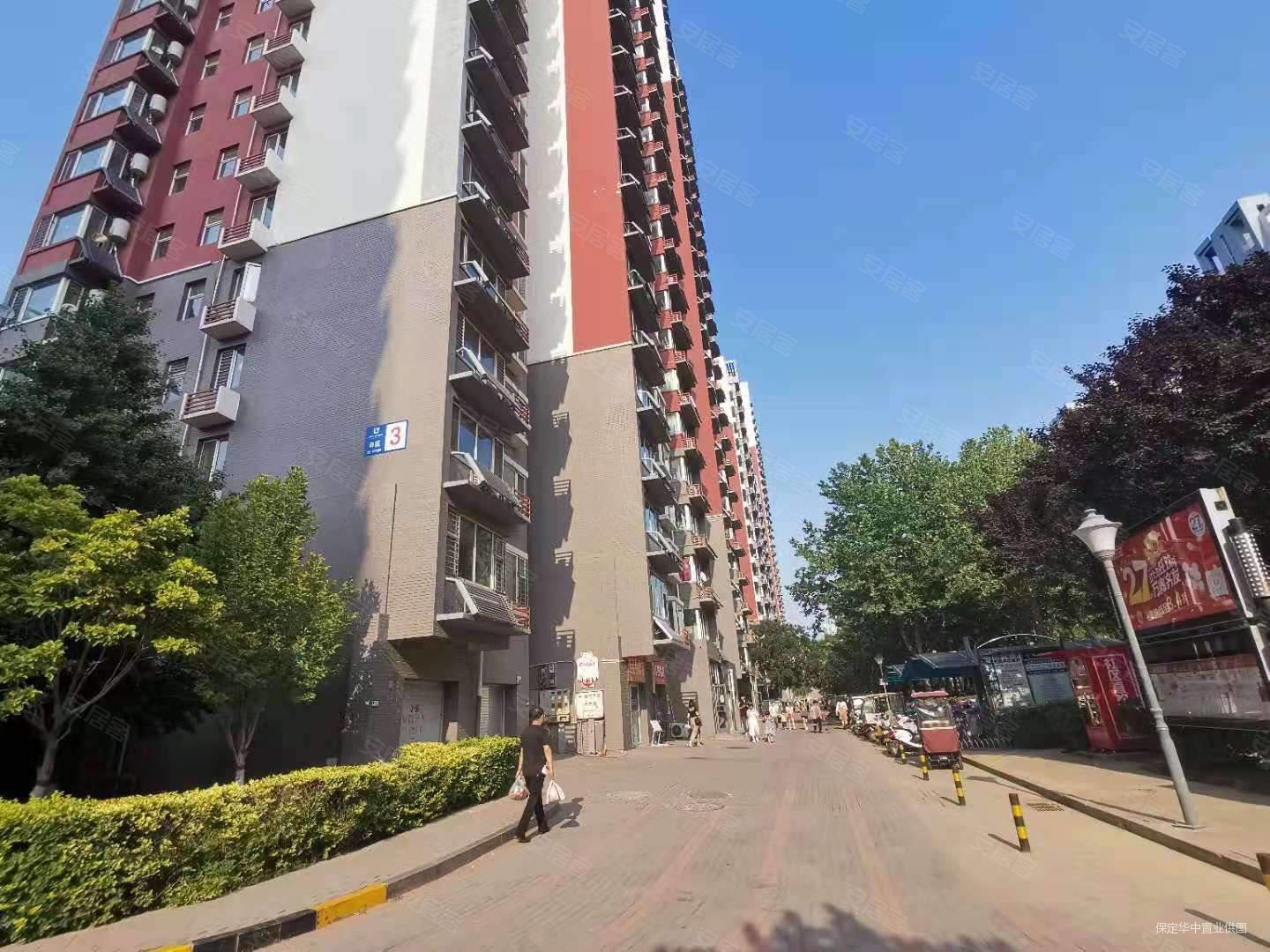 丽景蓝湾b区两室两厅一卫808万精装修