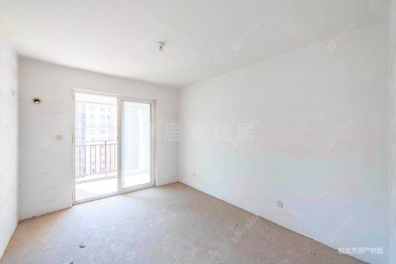 洋房龙城福第小区新居住密度低中间楼层采光好南北通透