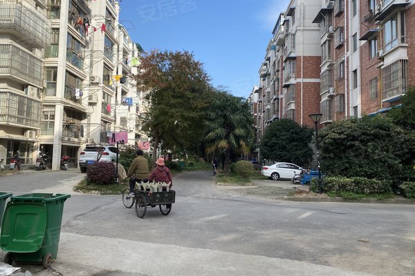 芜湖二手房 景江东方 > 易万解读景江东方小区不足