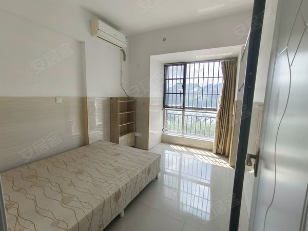 深圳龙华观澜尚品雅居观澜 章阁 花园小区两房出租!采光充足!