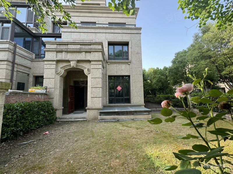 小区7套边户在售,专注中海央墅别墅,边户花园200平.随时看