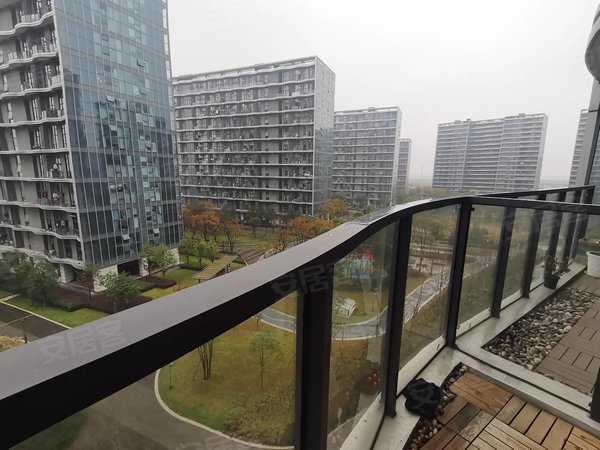 杭州西湖之江度假区钱塘湾钱塘one平层公寓,一线江景,有阳台,随时看房