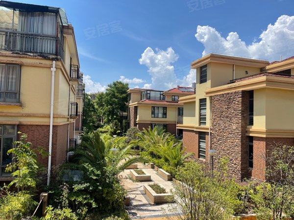 昆明呈贡建工新城思兰雅苑c区(别墅)建工新城旁公寓出租 可短租1000元