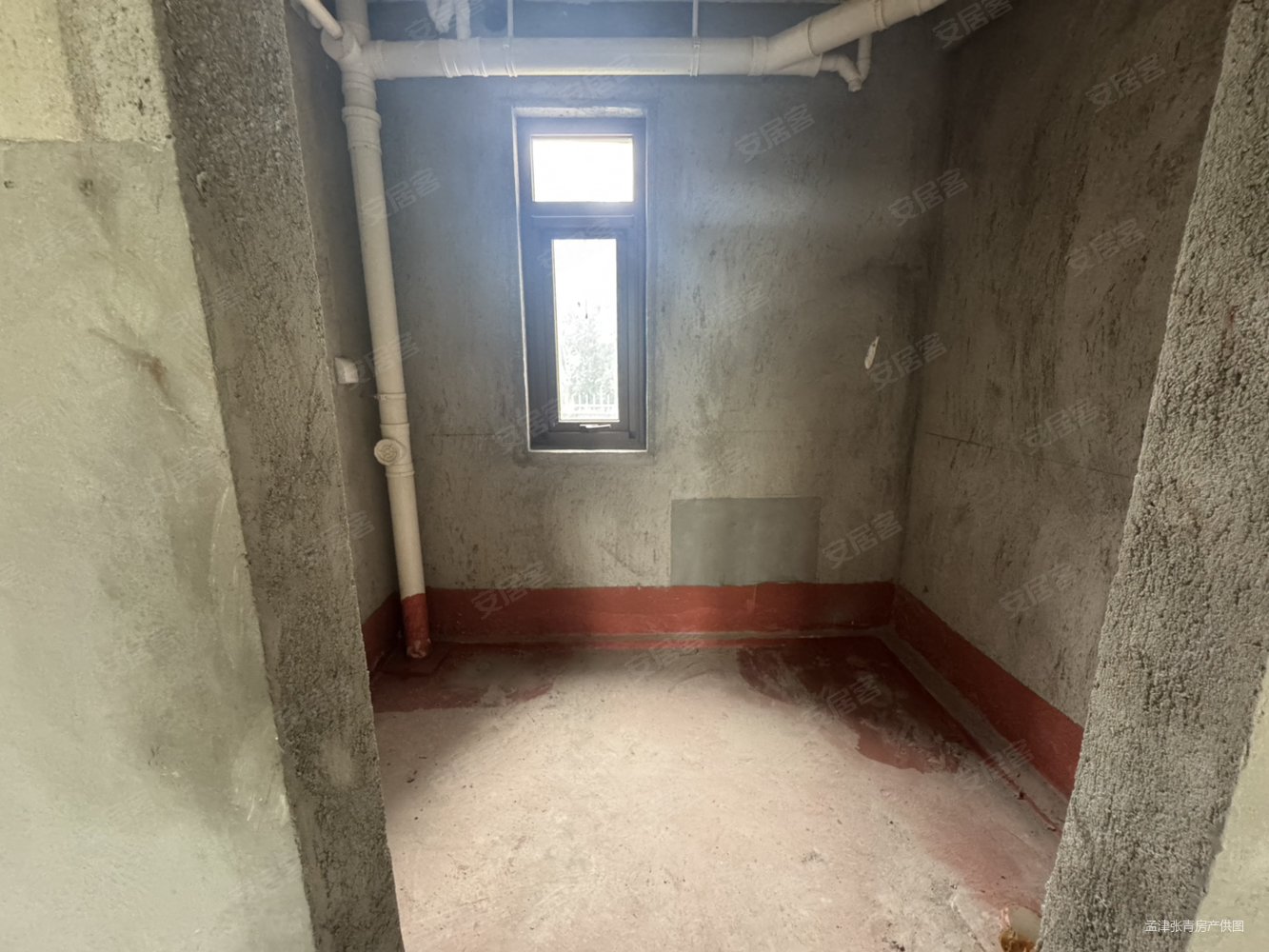 东方今典东方府6室3厅3卫144.53㎡南北120万