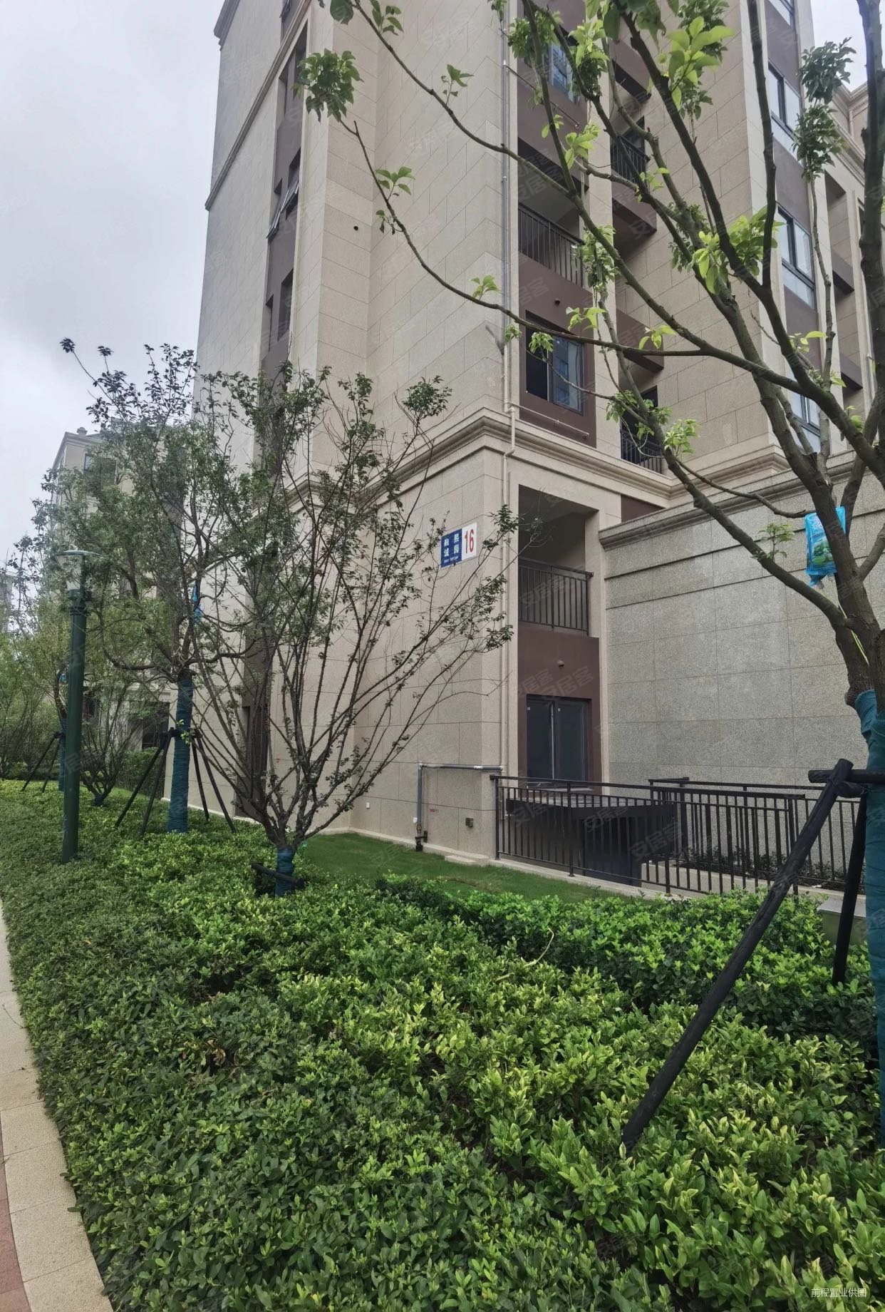 常州房产网>常州二手房>金坛二手房>东城二手房>融创滨湖御园>