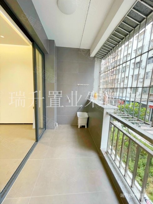 文华花园(东城) 精装好房 小三居 南北通透 小区新 电梯房