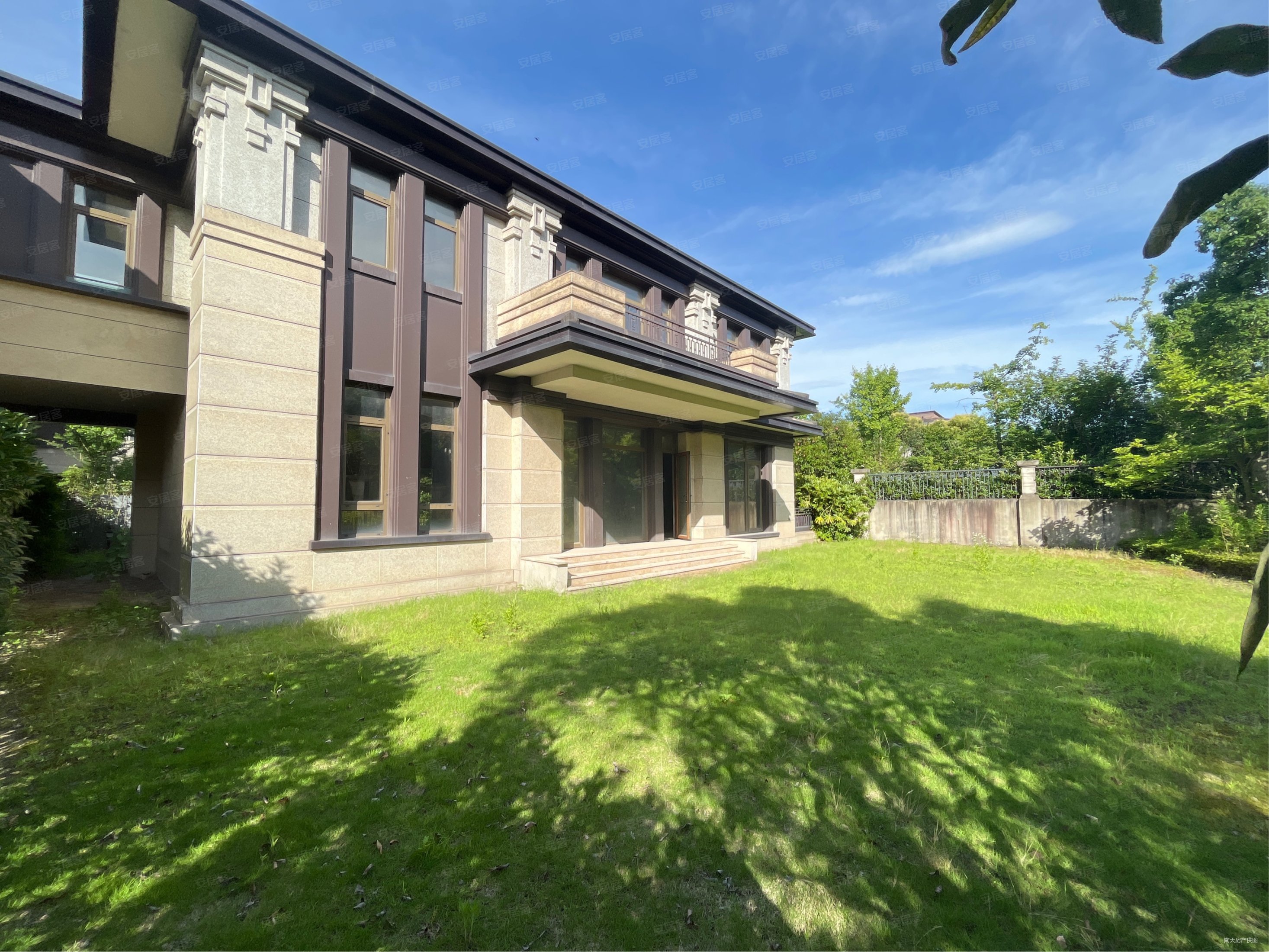 九唐二期内独栋别墅花园600平独门独院有钥匙