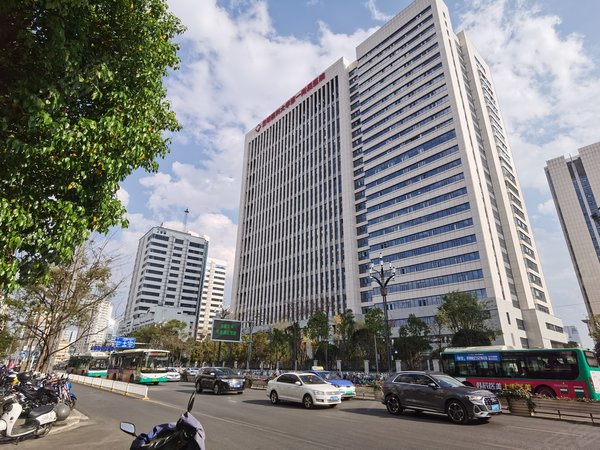 昆明五华小西门云南音像出版社宿舍云大医院旁  大三室 带家具家电