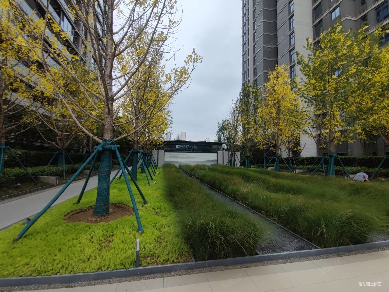 融创珑府二期河景房双卫有衣帽间南北通透地暖中央空调