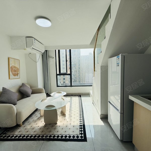 整租｜无中介免费看房！湘雅附三医 近地铁 万象城 押一付一可短租！