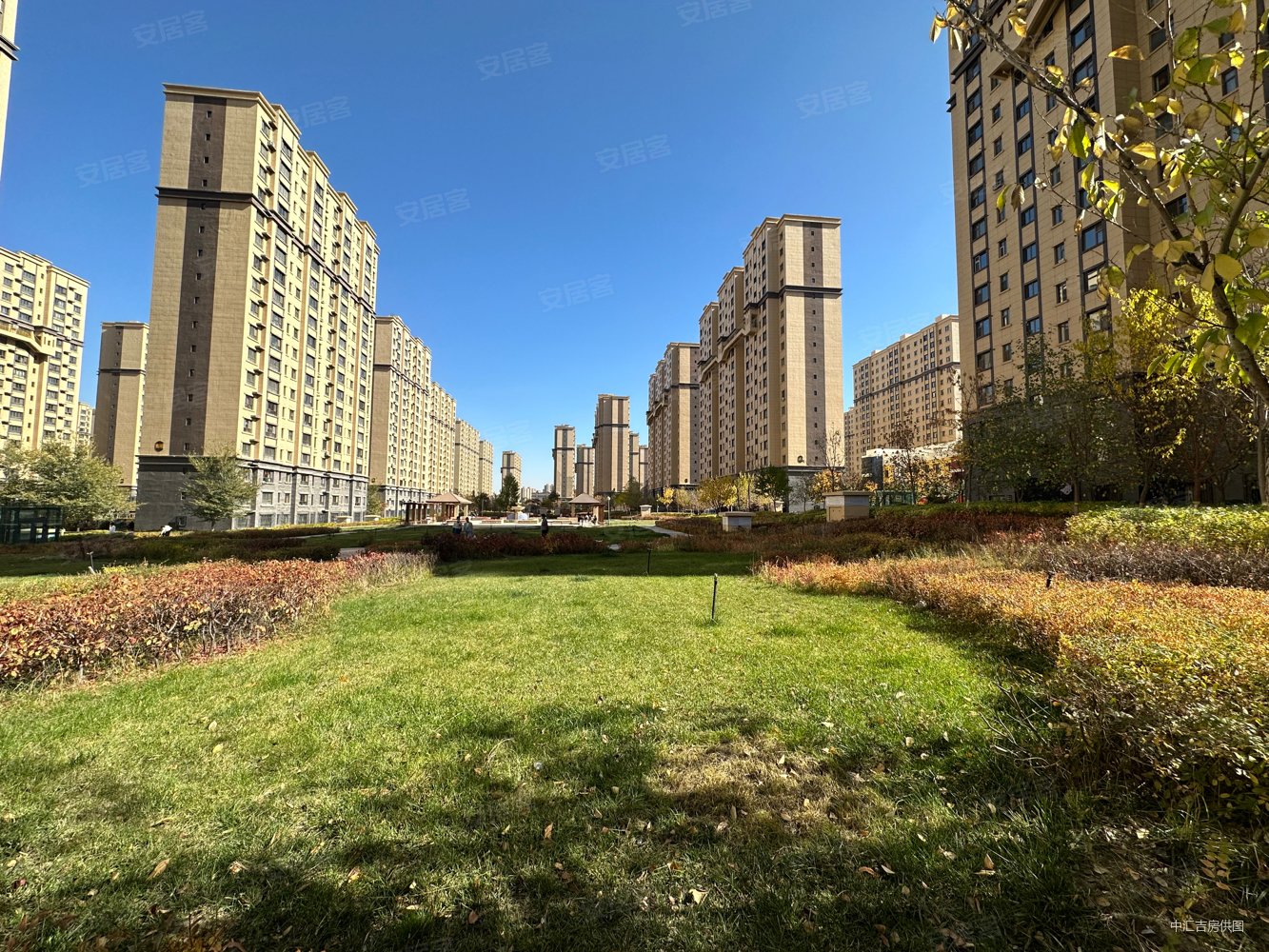 沙区西山近八一紫金城紫祥园109平三室两厅一卫南北通透