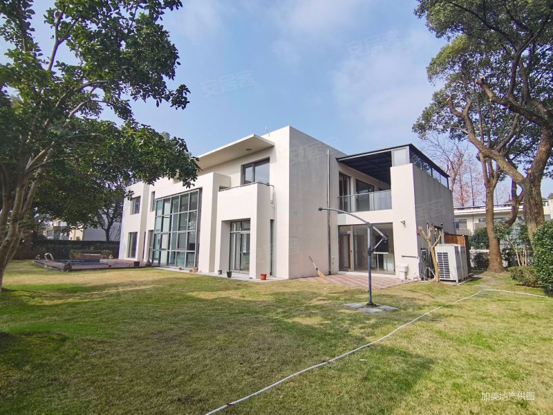 居礼别墅6室3厅5卫443.56㎡南4880万