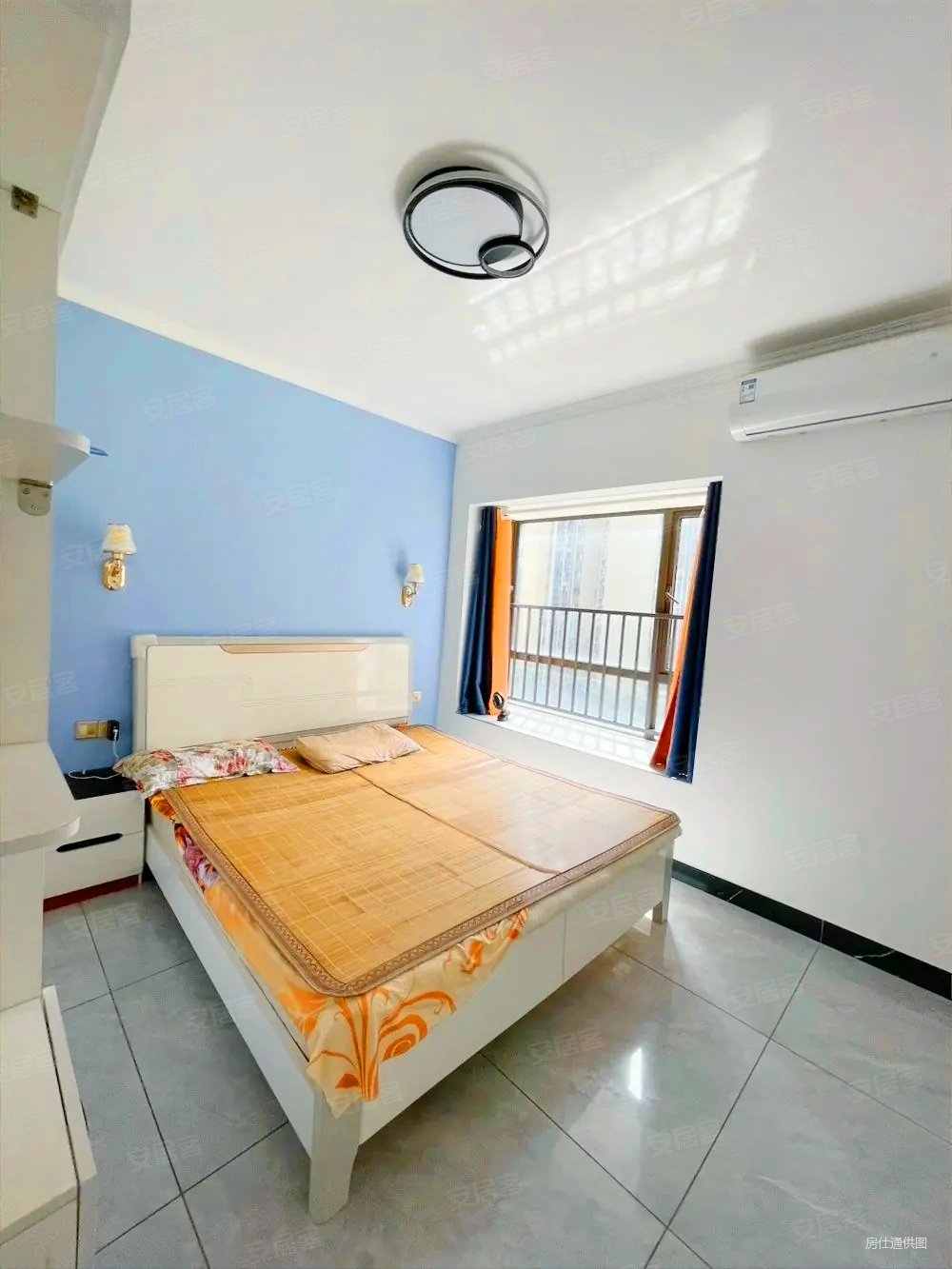 悦珑湾花园!全新精装三房!给3万按揭包过户税费!有产权车位