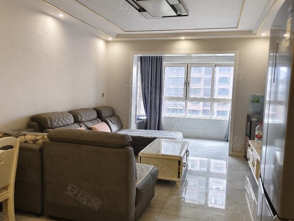 凉山西昌西客站泸川苑西部新城，电梯套三，装修温馨，带家具家电，可短租，可半年付出租房源真实图片