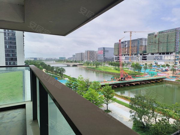 深圳宝安福永会展湾水岸广场居家办公俩相宜 首租 总裁级 独门独户