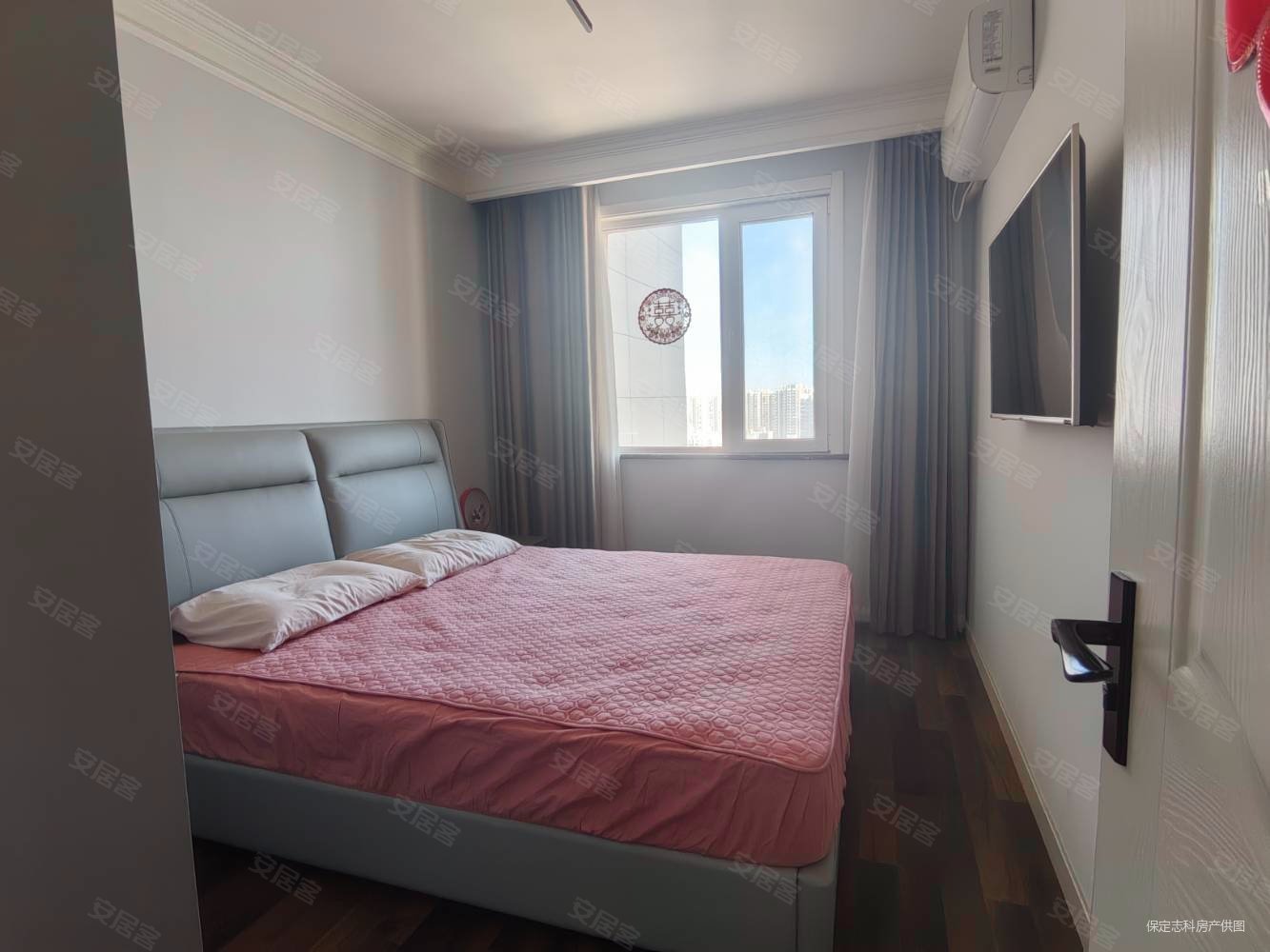 帝景欧洲3室2厅1卫138㎡南北96万