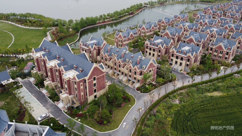 海门滨湖花园送前后花园 联排双拼式别墅 准现房 特价房预约中