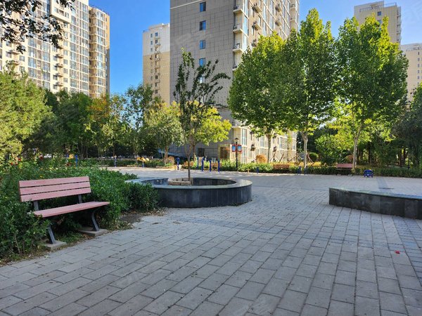 北京大兴亦庄南海家园一里地铁亦庄5号线荣昌东街附近南海家园小区