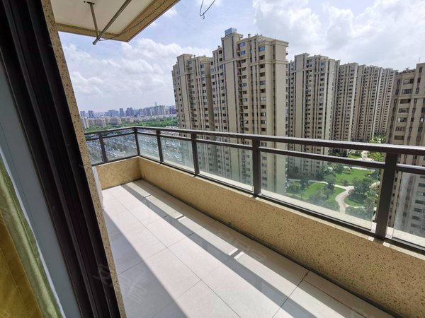 昆山玉山城西兰亭御园房东直 租 独门独户一室户 押一付一 随时可看哦