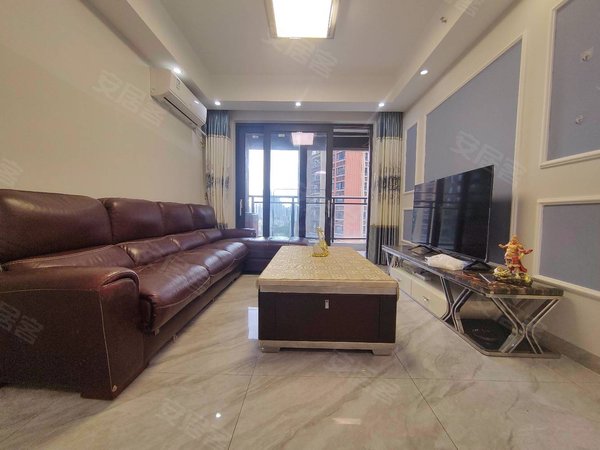 深圳龙岗南联朗泓龙园大观(二期)龙园大观精装三房拎包入住朝南看泳池